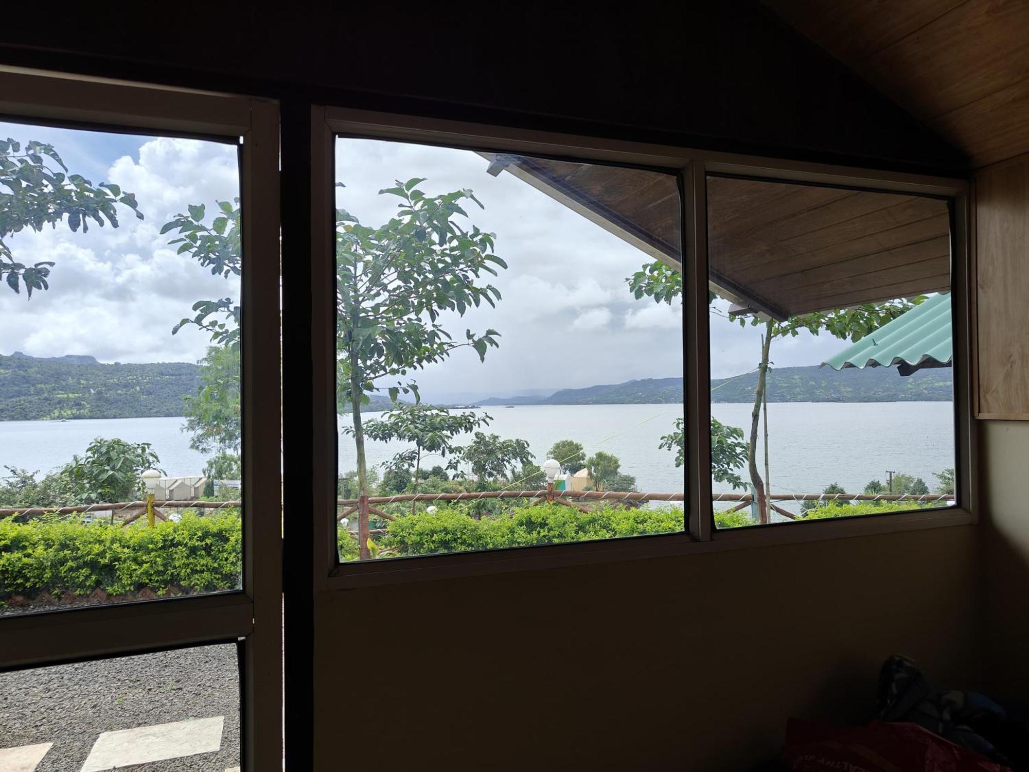 Shelby Pawana Lake Cottages & Camping Tents Lonavala Luaran gambar