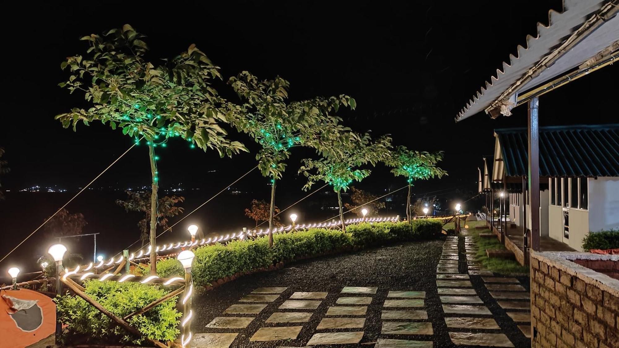 Shelby Pawana Lake Cottages & Camping Tents Lonavala Luaran gambar