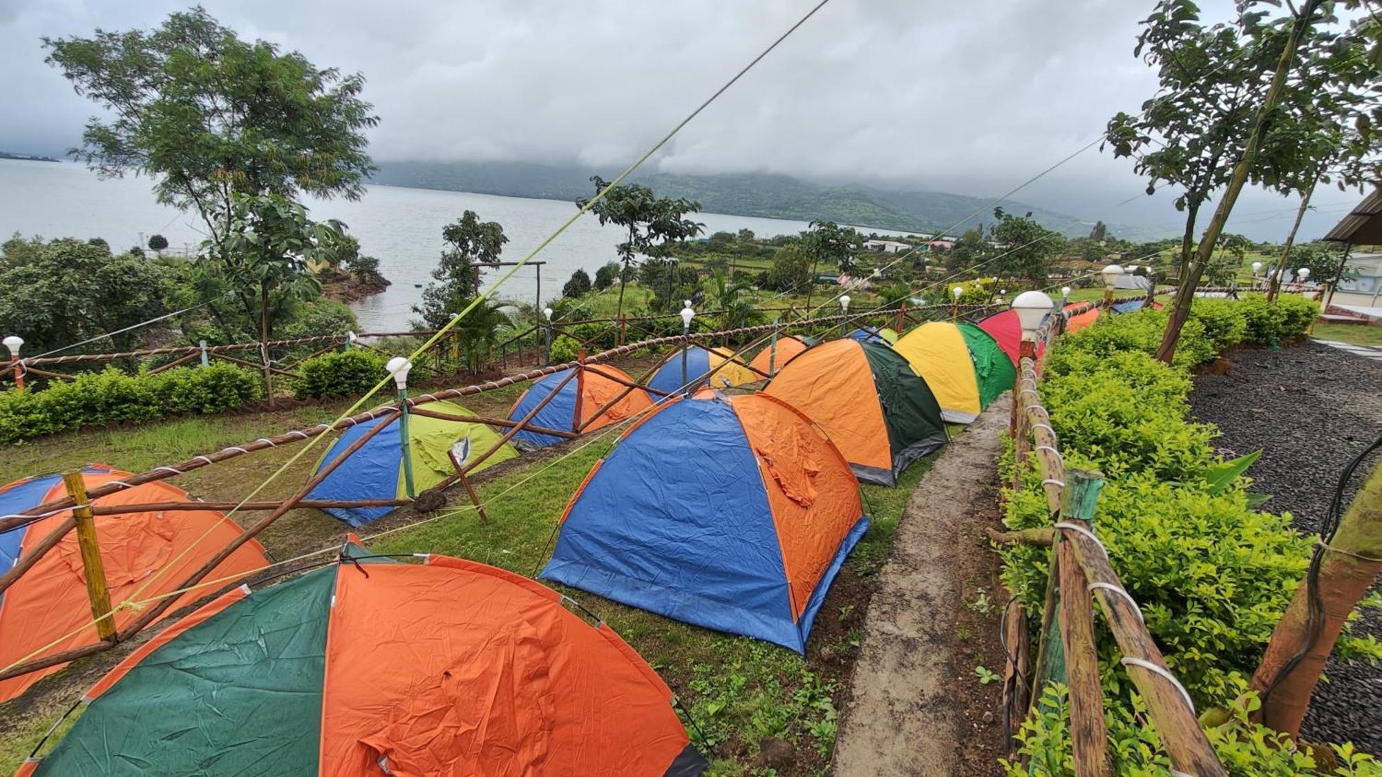 Shelby Pawana Lake Cottages & Camping Tents Lonavala Luaran gambar