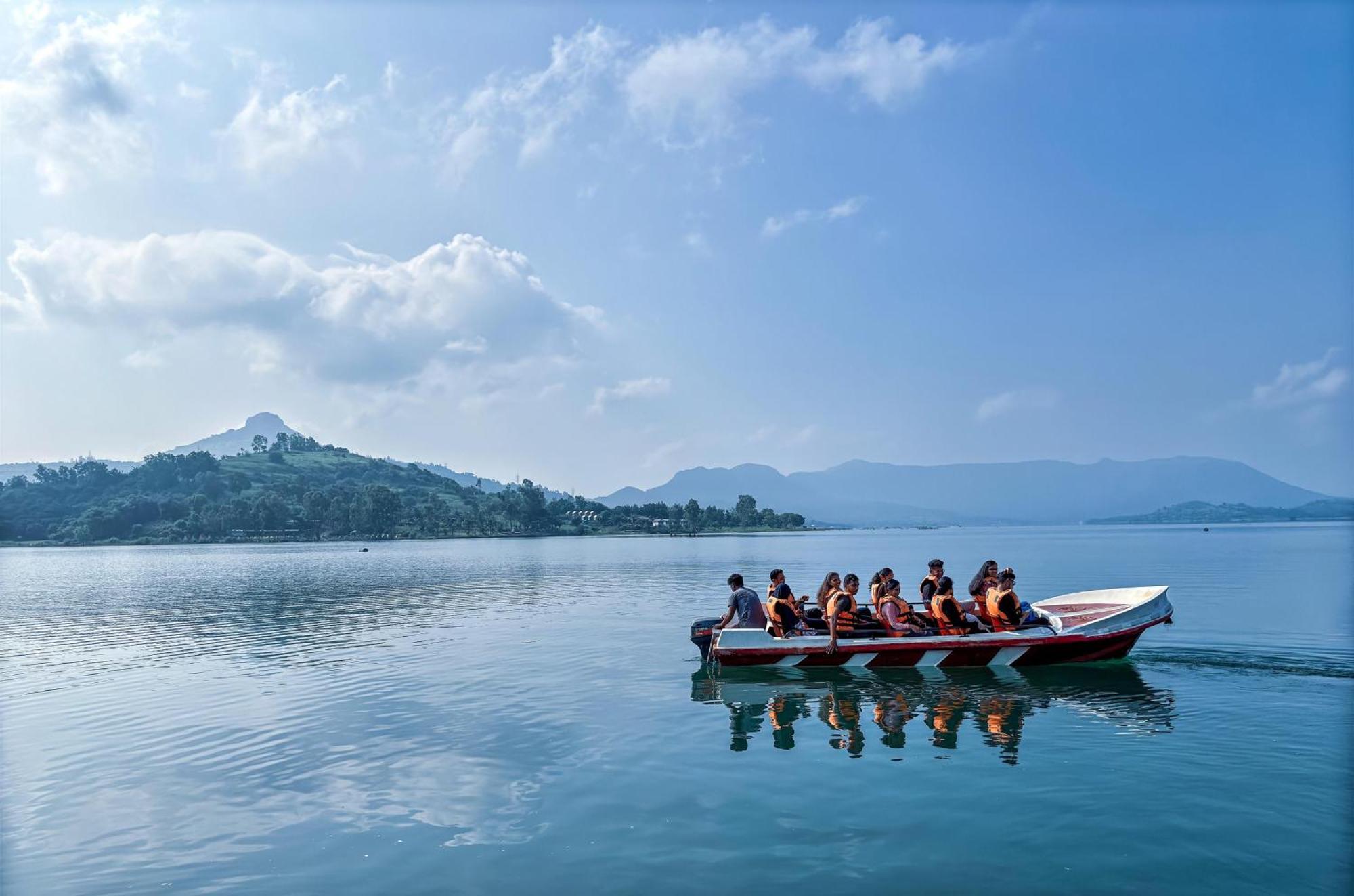 Shelby Pawana Lake Cottages & Camping Tents Lonavala Luaran gambar